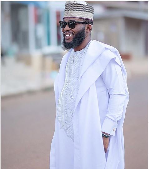#1 White Agbada African Wedding Groom Suit | Best African Fashion Mens ...